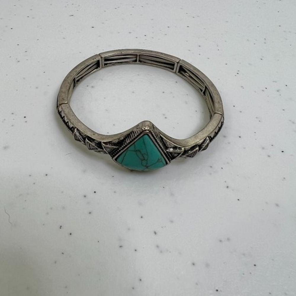 Faux Turquoise Bracelet Stretch‎ Silver Tone Aztec Tribal Southwestern  Textured